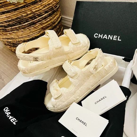 Baskets Sandales Dad Shoes Femme CHANEL Shoes Chanel Dad Sandals